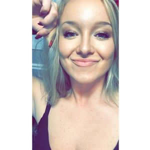 Meet your Posher, Marissa